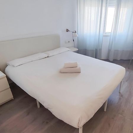 Apartamento Coqueto Malaga Luaran gambar