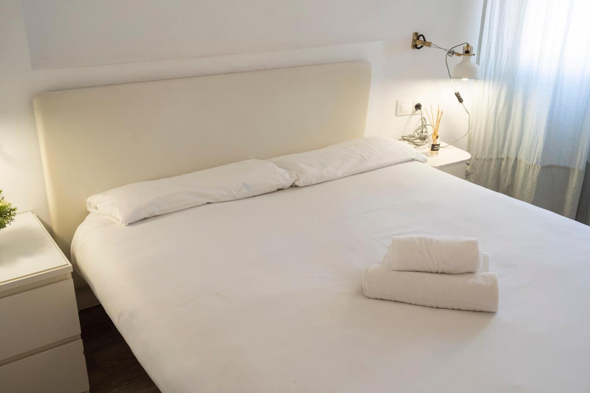 Apartamento Coqueto Malaga Luaran gambar