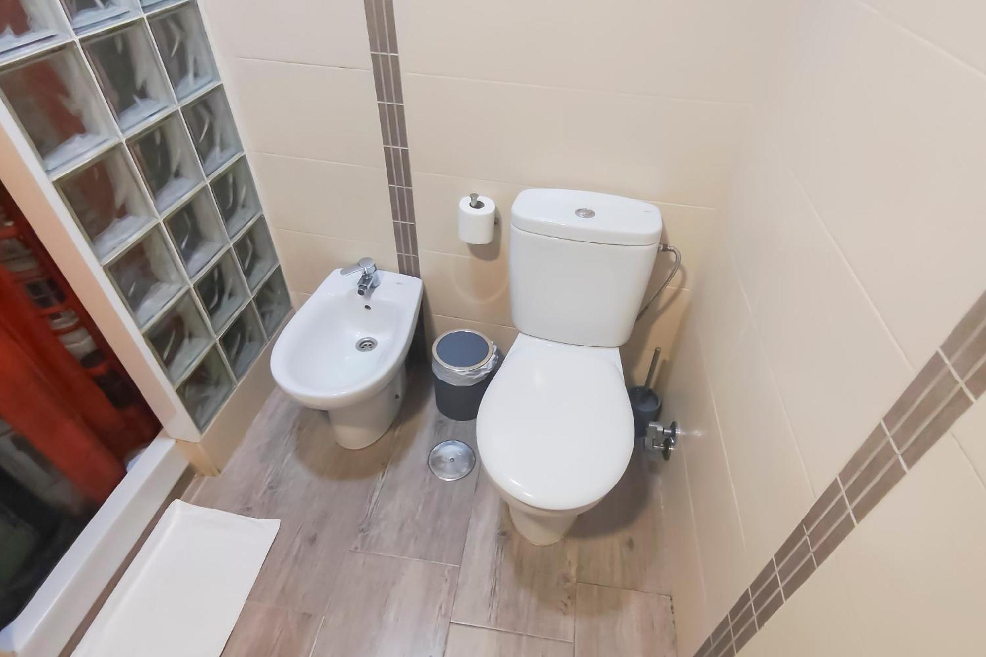Apartamento Coqueto Malaga Luaran gambar